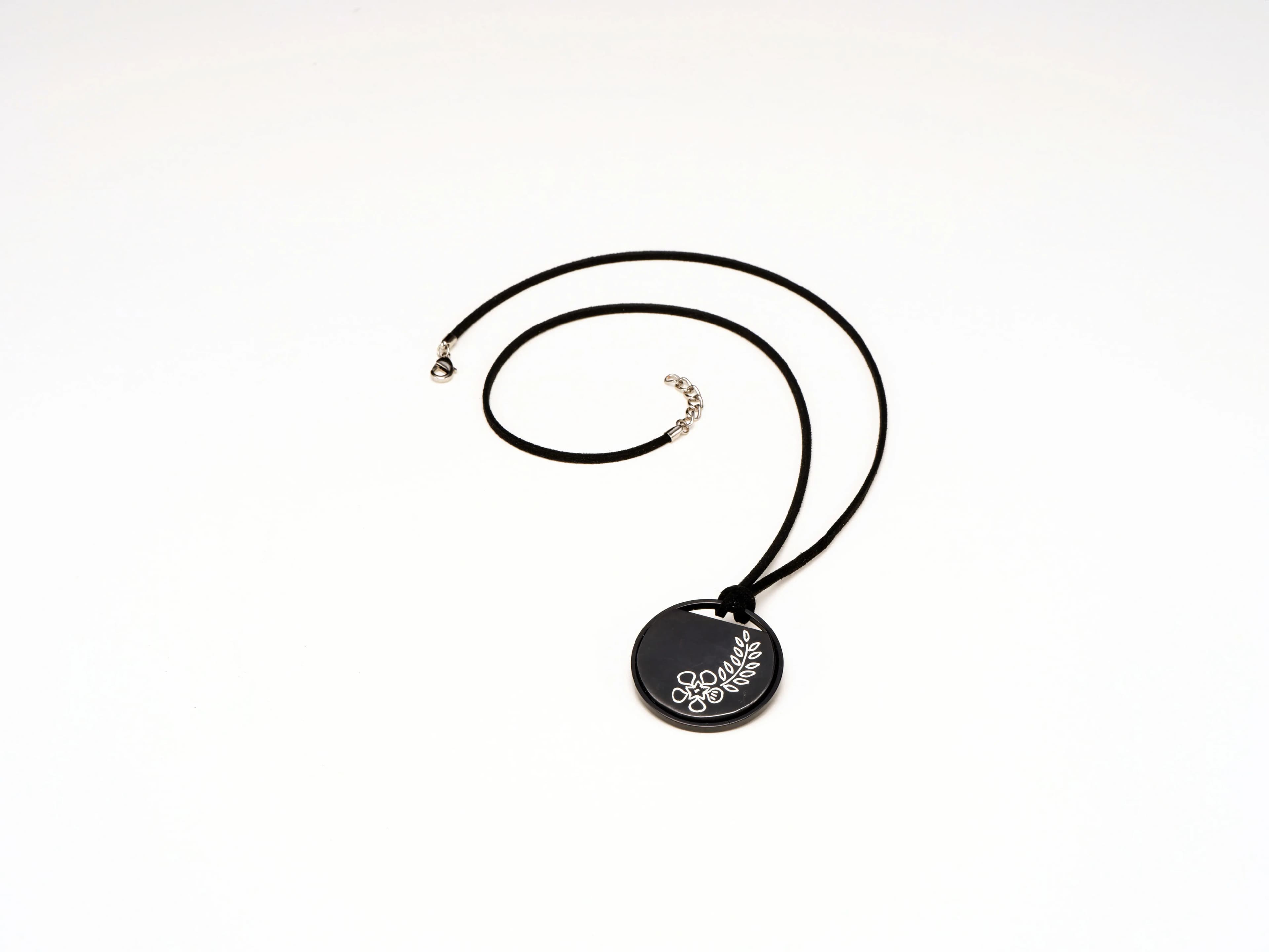 Bidri Floral Pendant Necklace