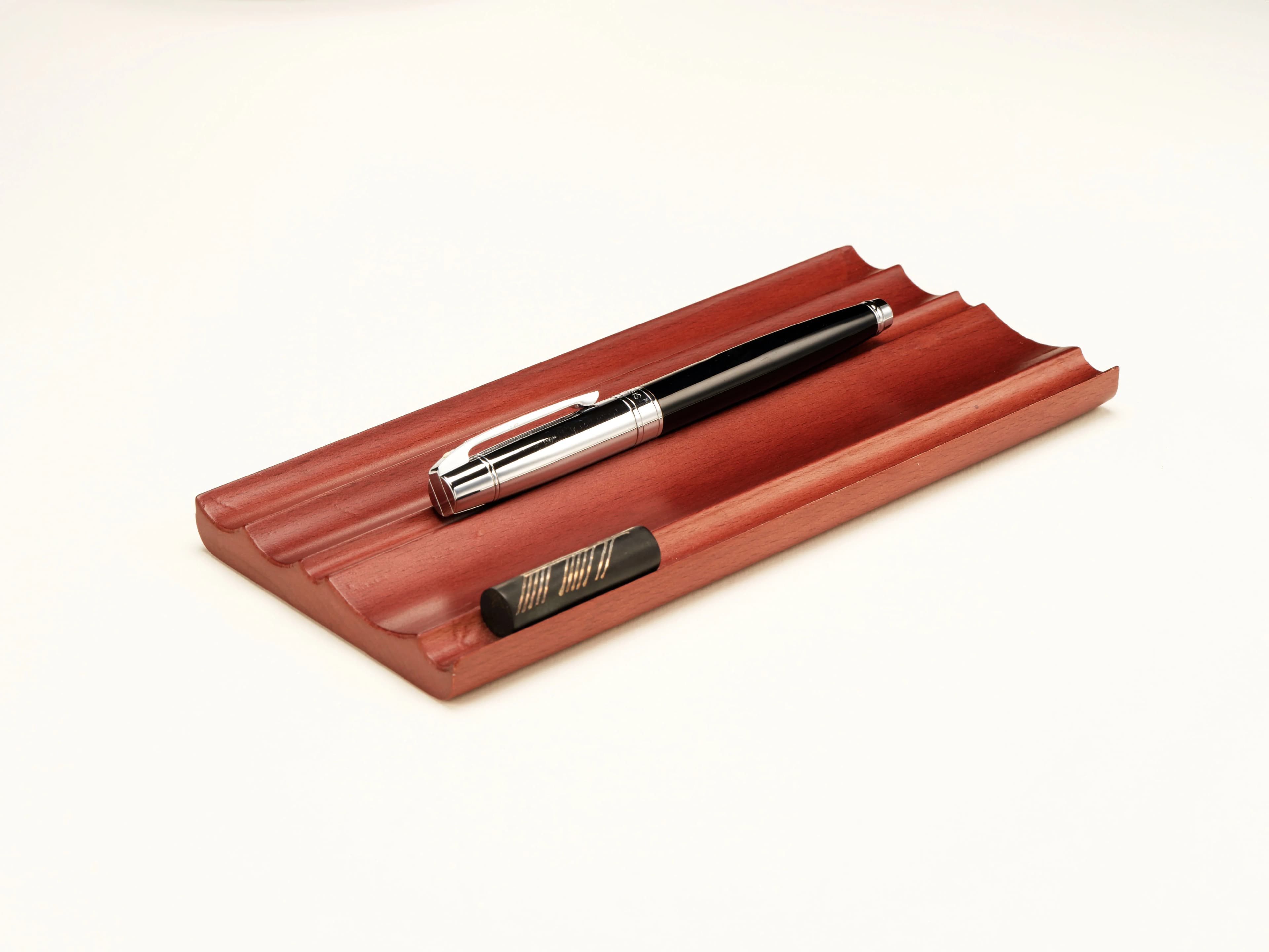 Rosewood Grooved Pen Tray